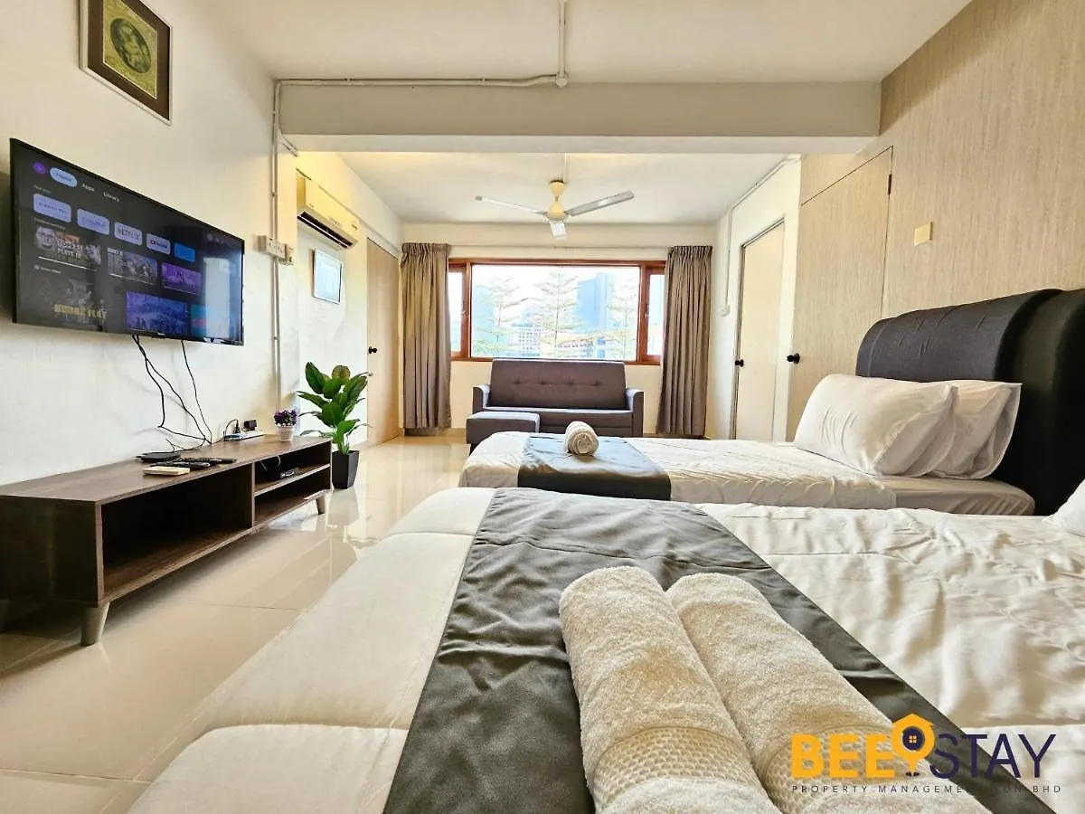 Villa Bangsar Three Storey Luxury Landed House 19Pax Kuala Lumpur