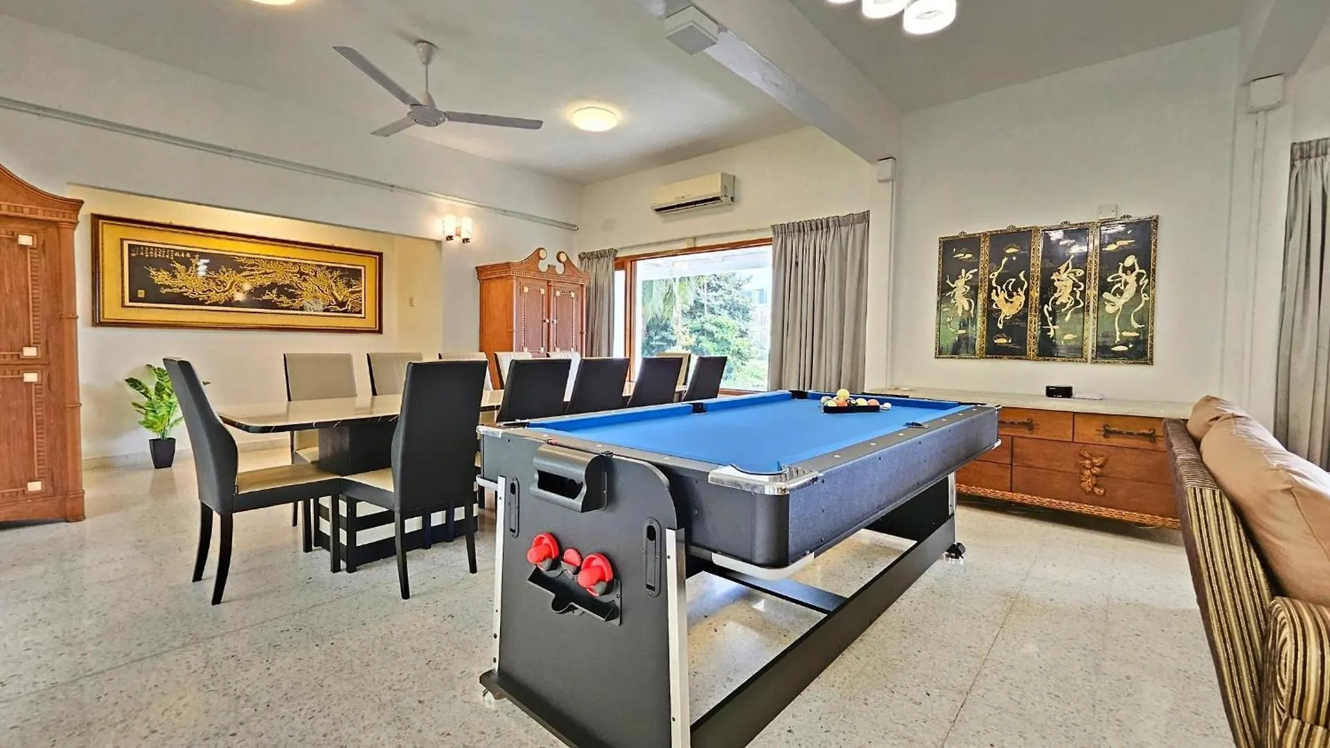 Bangsar Three Storey Luxury Landed House 19Pax Kuala Lumpur Villa