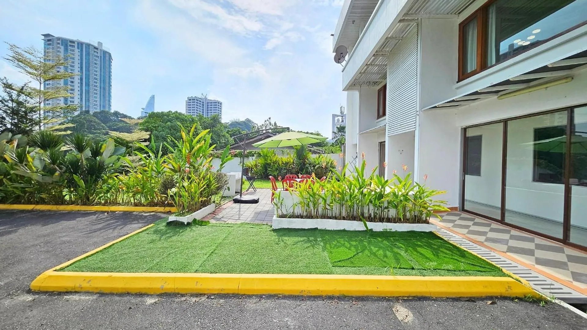 Bangsar Three Storey Luxury Landed House 19Pax Kuala Lumpur 0*,  Malaysia
