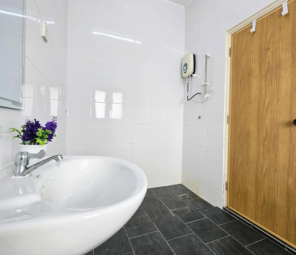 Bangsar Three Storey Luxury Landed House 19Pax クアラルンプール ヴィラ